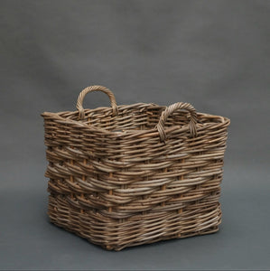 Square log baskets with ear handles H549
